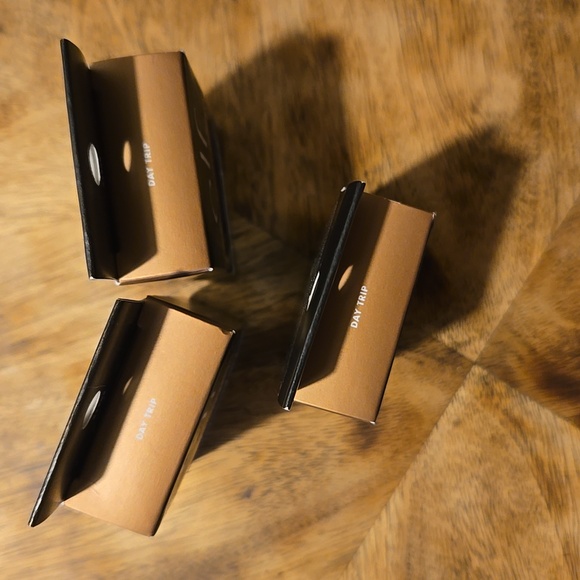 e.l.f. Luminous Putty Bronzer Set of 3 - Picture 7 of 7